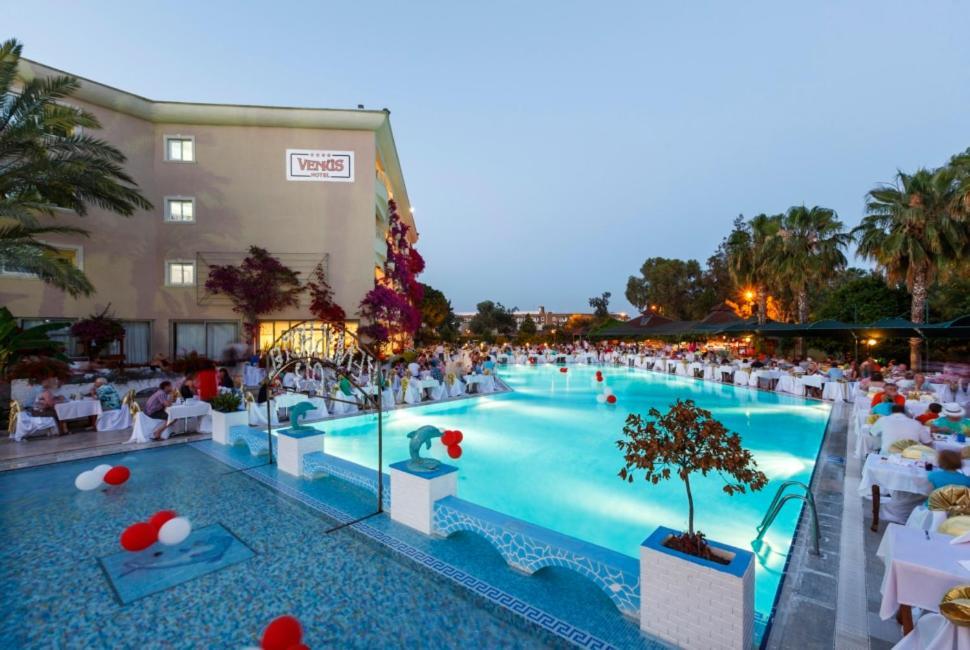 Venus Bieno Hotel Side Exterior foto